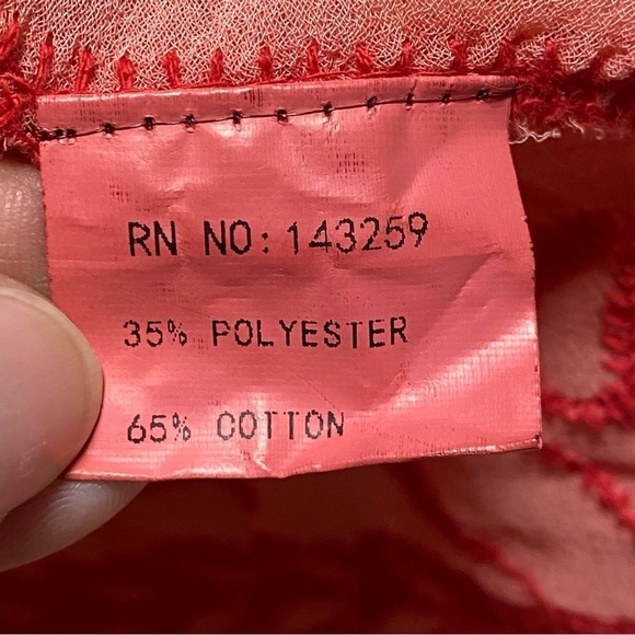 Origami by Vivian Sheer Embroidered Tunic Top Red Size Med/Large - Picture 10 of 12